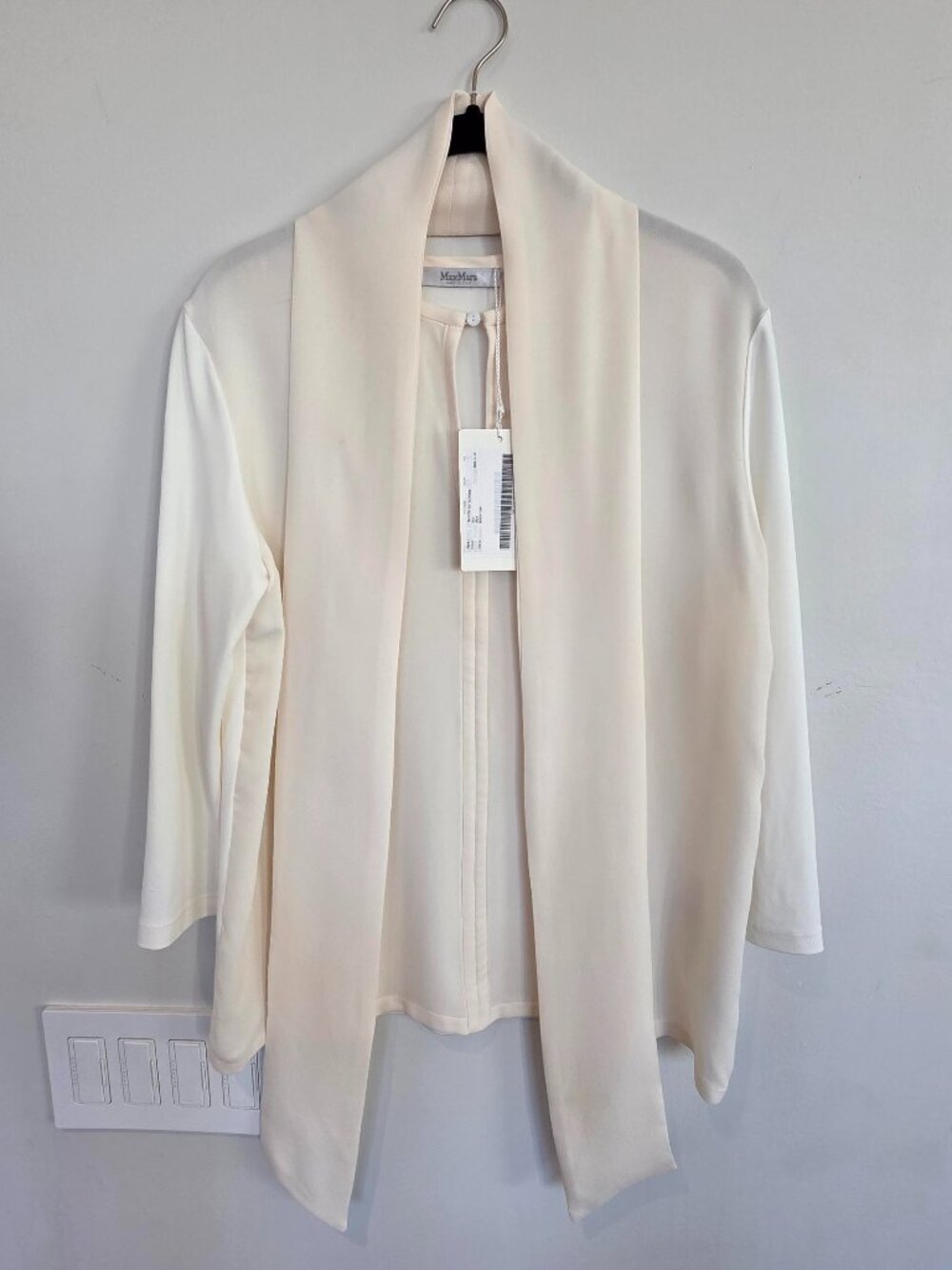 Max Mara Cream Silk Scarf-Tie Blouse Size L NWT
